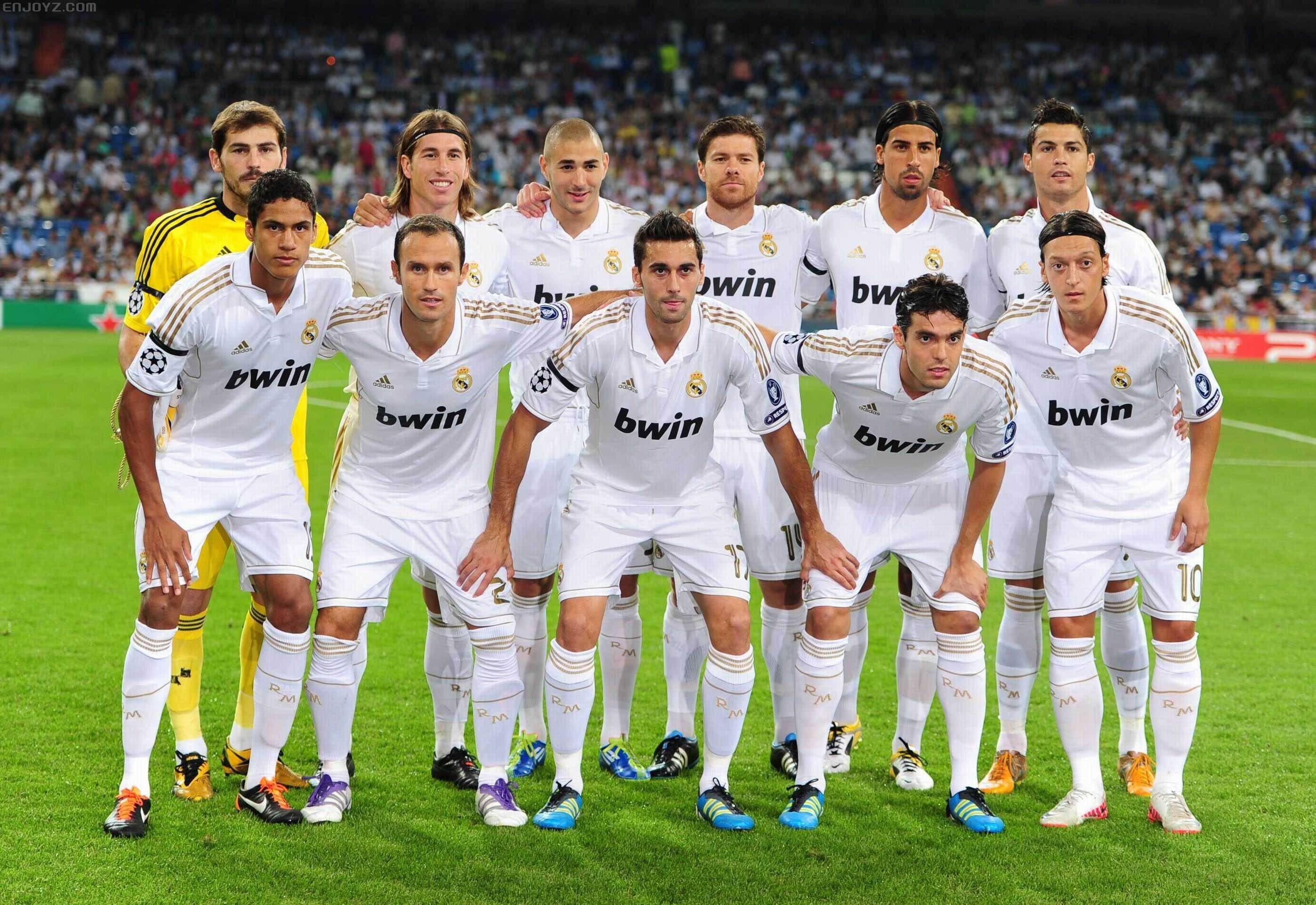 多特欧冠坐拥魔鬼主场 战巴萨或延续不败神话（多特欧冠魔鬼主场加持 对阵巴萨有望续写不败神话）