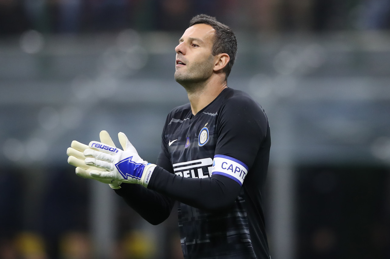 杜兰特中距离投篮稳定输出