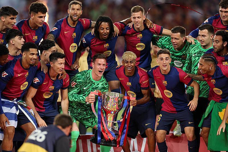 热议泰州夺冠：点球明显练过；业余赛事已是中国足球重要部分（泰州夺冠引热议：点球演练有素，业余赛事已成中国足球重要一环）