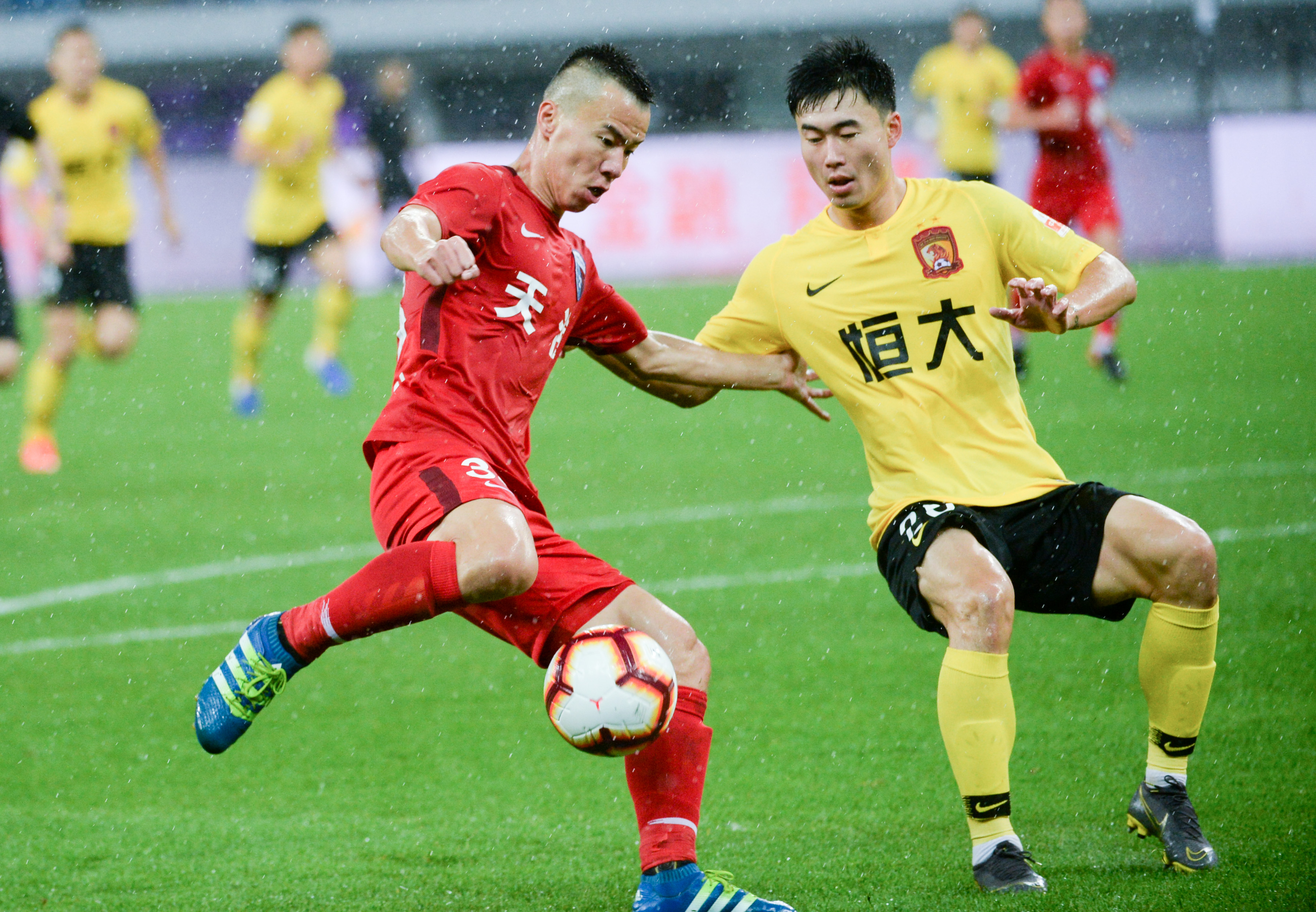 埃基蒂克：对战平利兹联感到失望，相比进球更希望能赢球