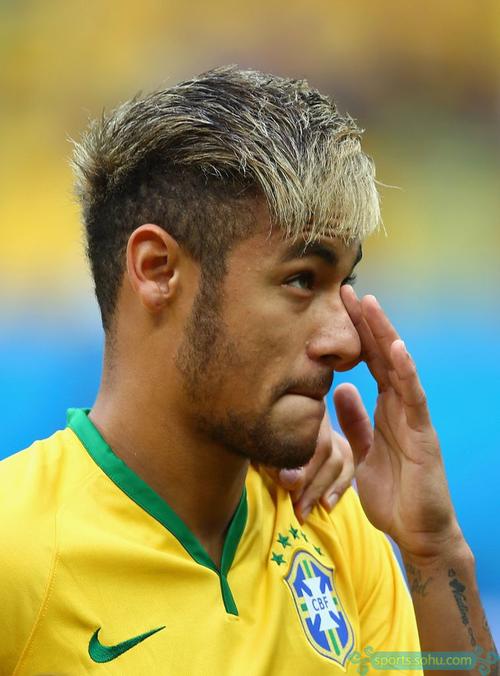 蒯纪闻：没想到这么快拿到第一个冠军，我非常开心