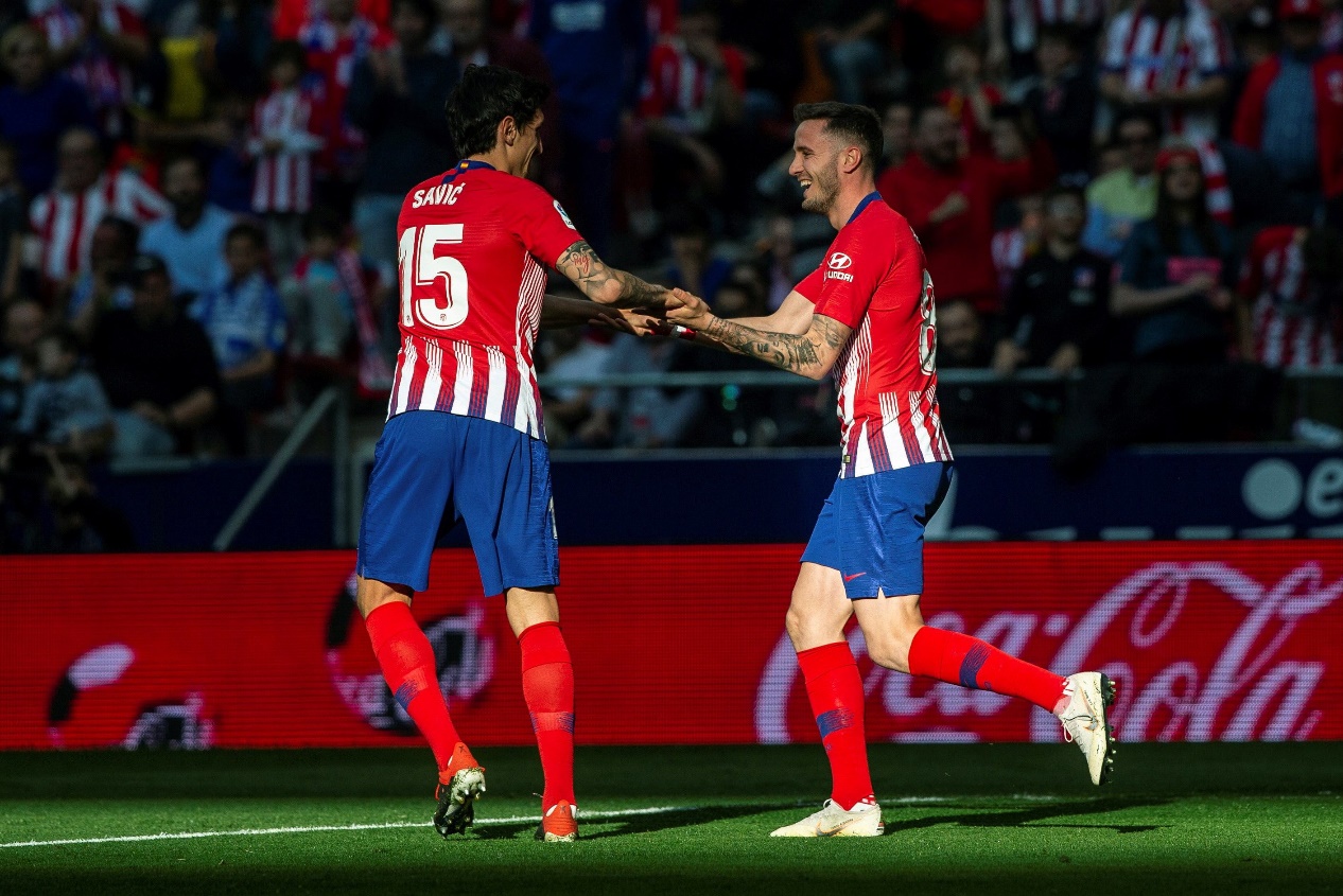 3-2,29岁拜仁旧将萨内1球1助,率队揽36分领跑,领先穆帅前东家4分