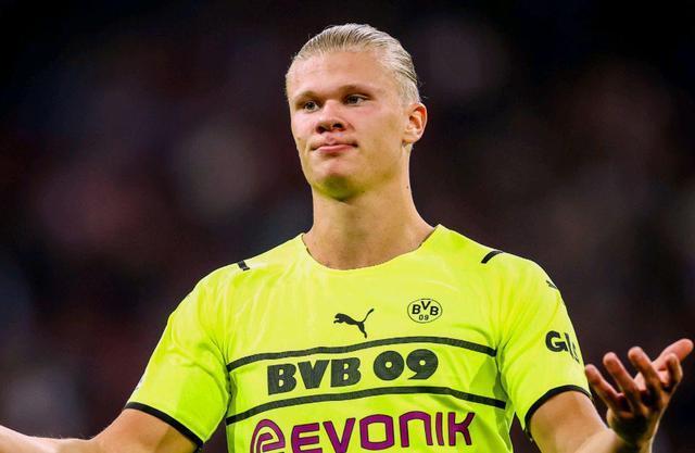 每体：拉菲尼亚是巴萨非卖品，个人目标赢得欧冠和2026年世界杯（每体：巴萨不卖拉菲尼亚，他剑指欧冠与2026年世界杯冠军）